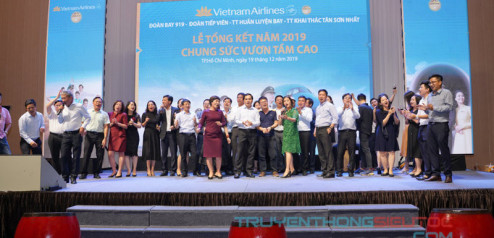 Tất niên tập đoàn Vietnam Airlines 01